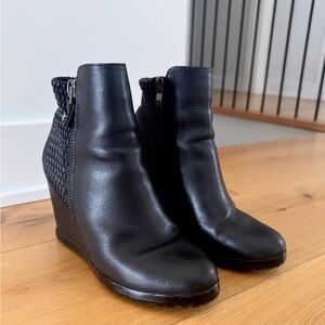 Artica Boots